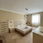 Gold Main Building 3 Bedroom