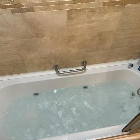 Gold Main Building 3 Bedroom 3*
