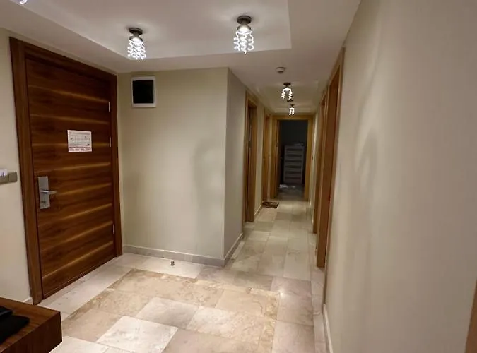 Gold Main Building 3 Bedroom شقة فندقية